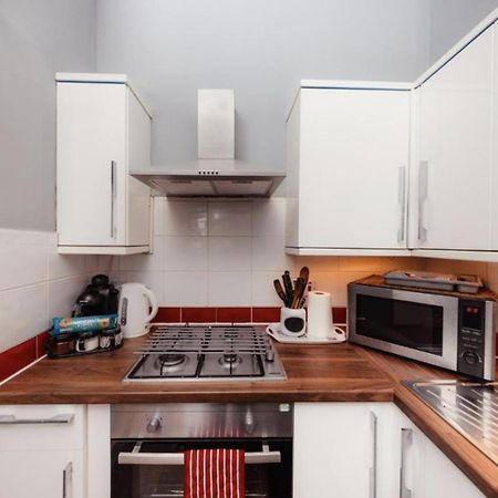 Warm Apartment By Holyrood Palace! Эдинбург Экстерьер фото